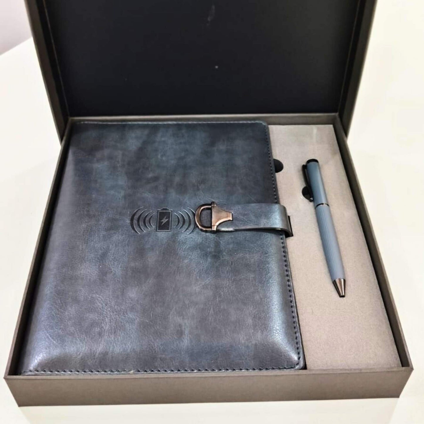 Power Bank Notebook VVPB-P6 | Folder with 10000mAh Power Bank & Wireless Charger