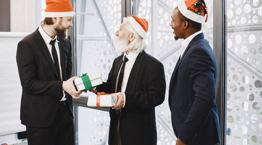 Corporate Gift Hampers: What to Include for Maximum Impact