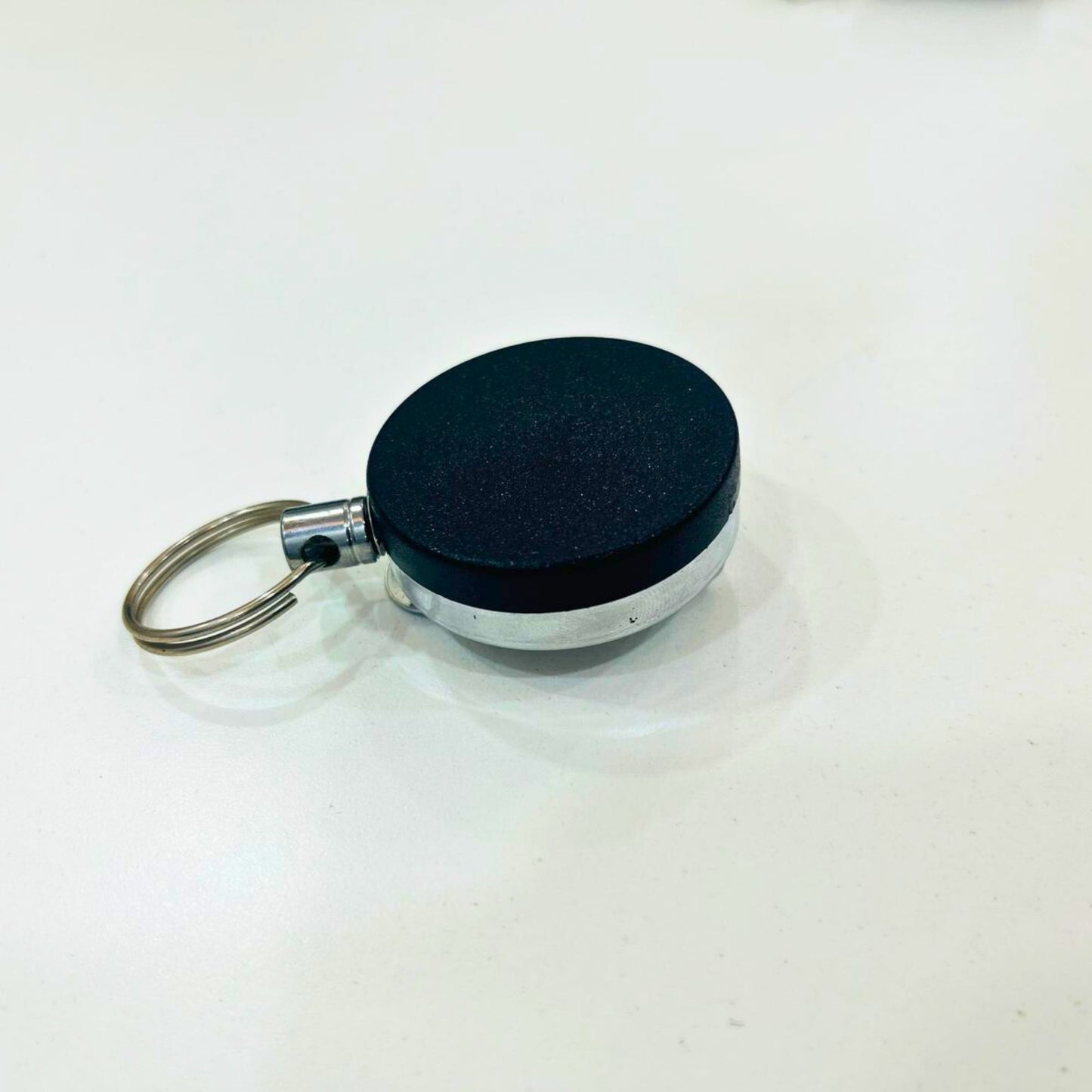 Retractable ID Card Badge Holder with Metal Reel & Carabiner Clip – Heavy Duty Pull Cord for Office, Corporate, School & Events