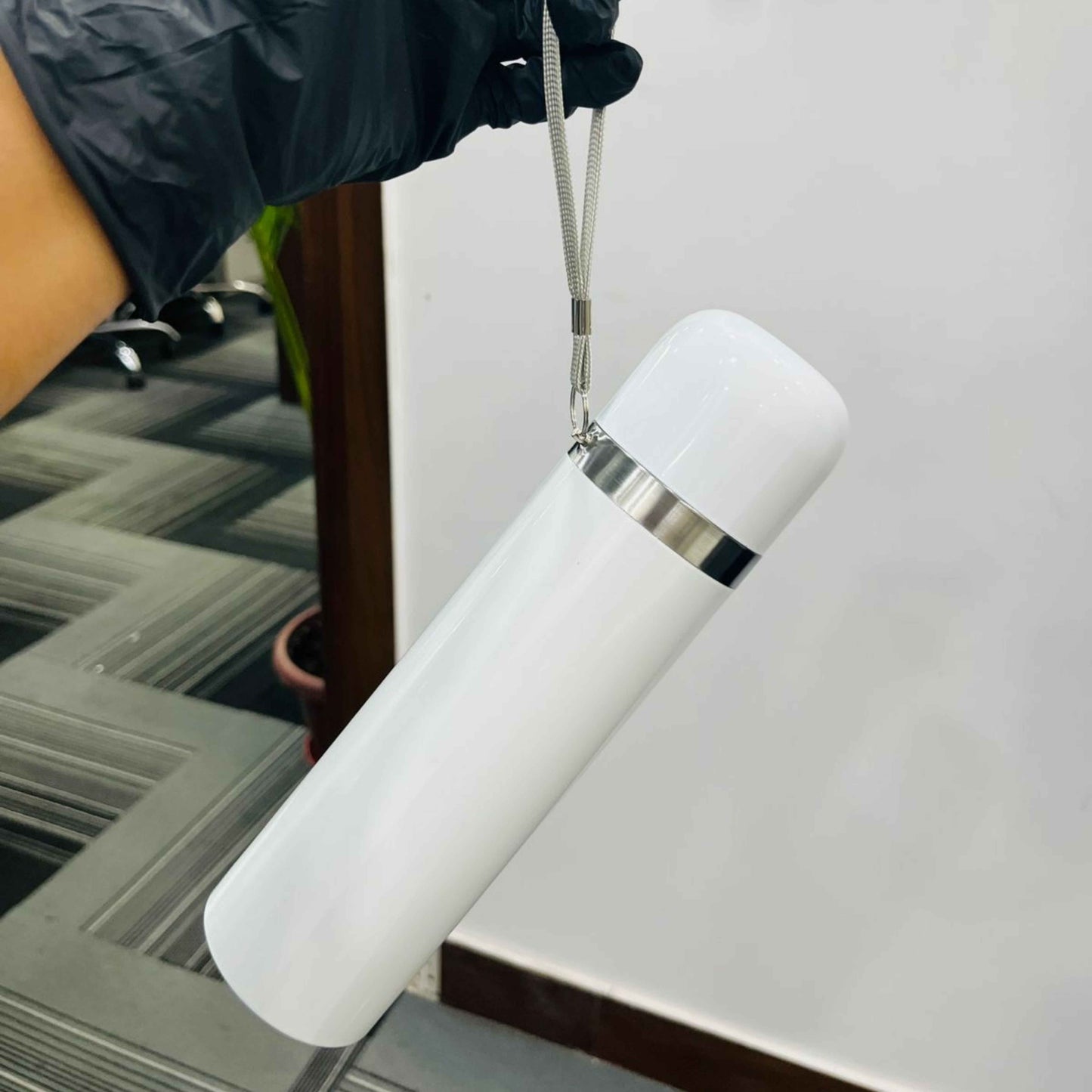 Verveet Customized Stainless Steel Vacuum Flask Bottle | Insulated Thermos with Strap for Hot & Cold Drinks