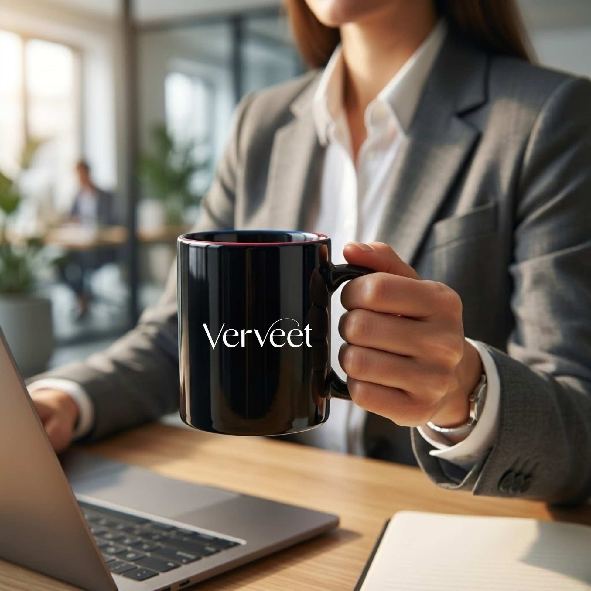 Verveet customized black ceramic mug with logo printing – premium corporate gift mug for branding and promotional use.